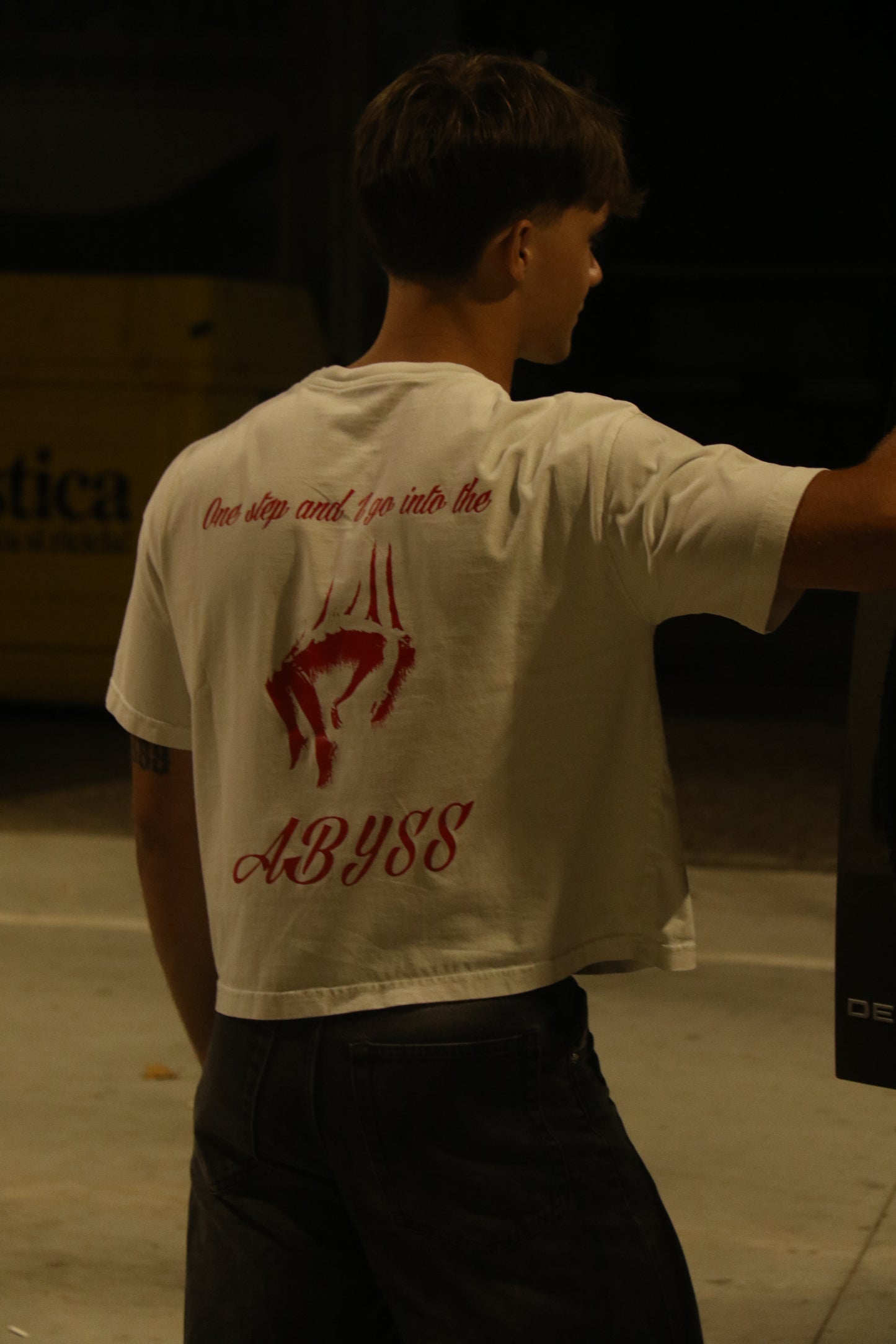 T-SHIRT GO INTO THE ABYSS